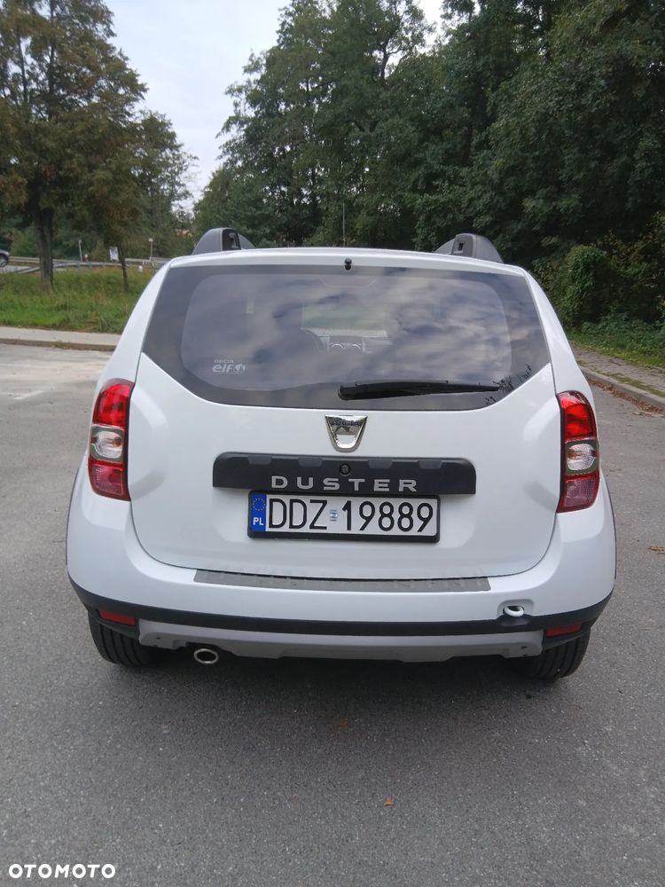 Dacia Duster 1.6 SCe Blackshadow S&S - 6