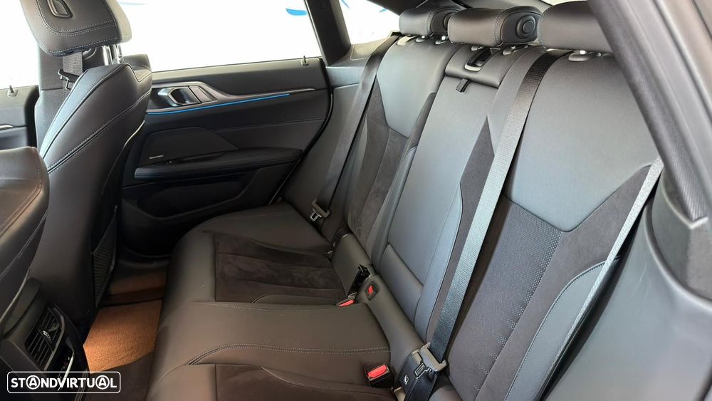 BMW i4 eDrive40 Pack Desportivo M - 5