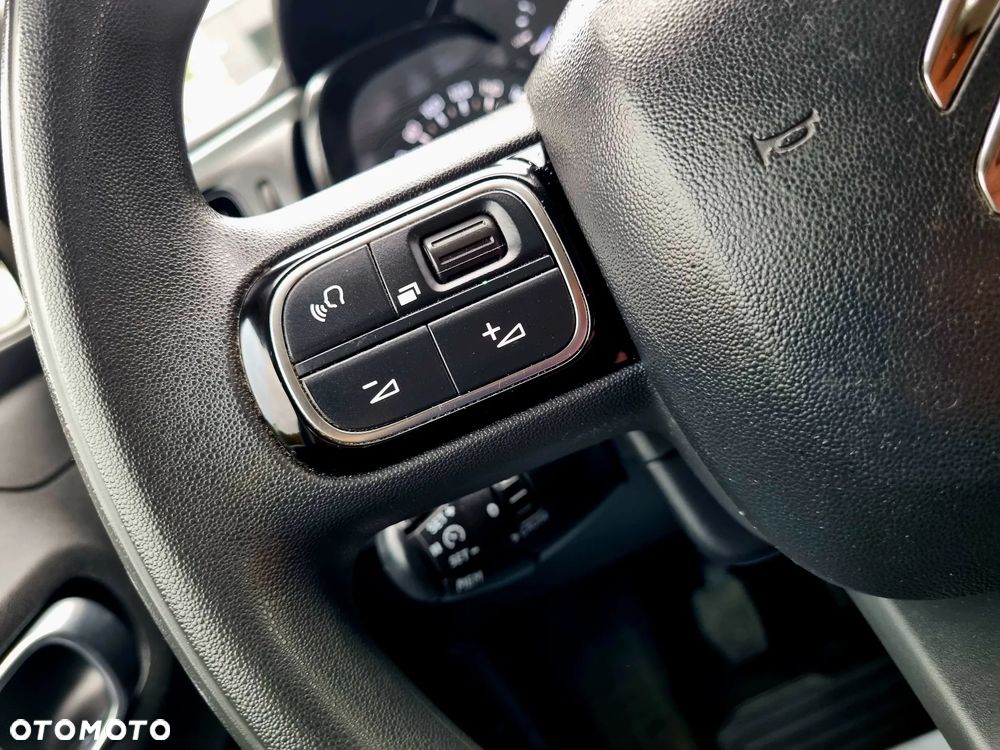 Citroën C3 1.2 PureTech Shine - 17