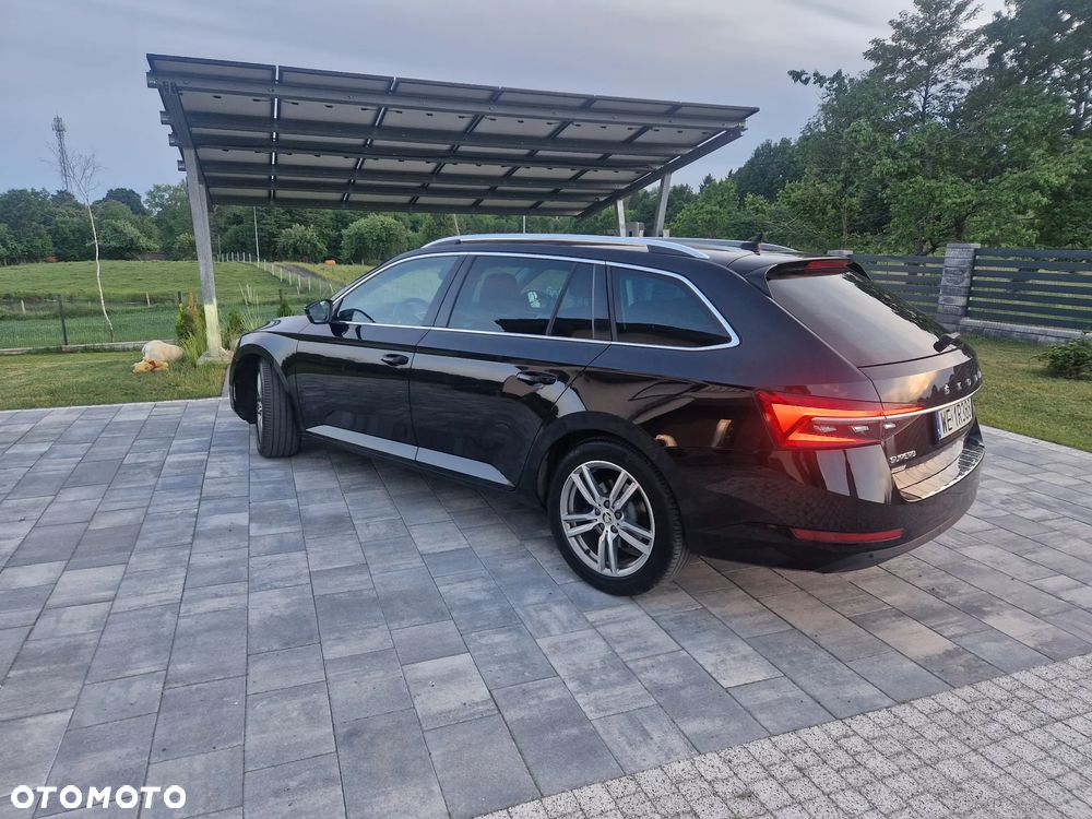 Skoda Superb 2.0 TDI SCR Style DSG - 9