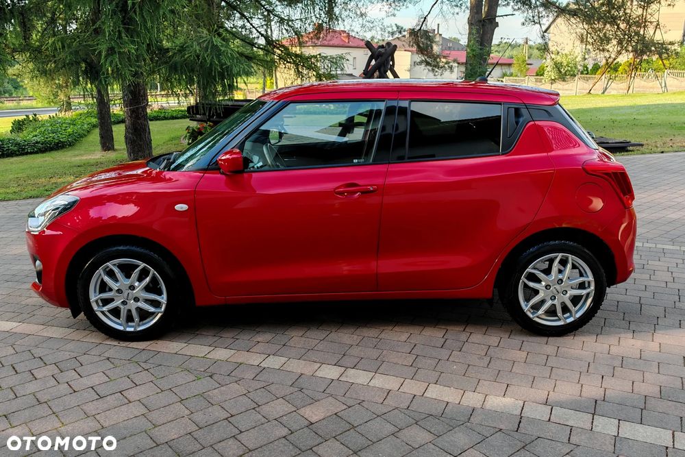 Suzuki Swift 1.2 Dualjet SHVS Premium Plus - 2
