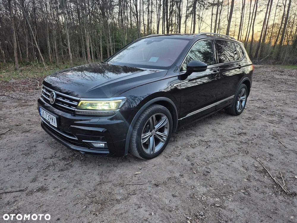 Volkswagen Tiguan - 1