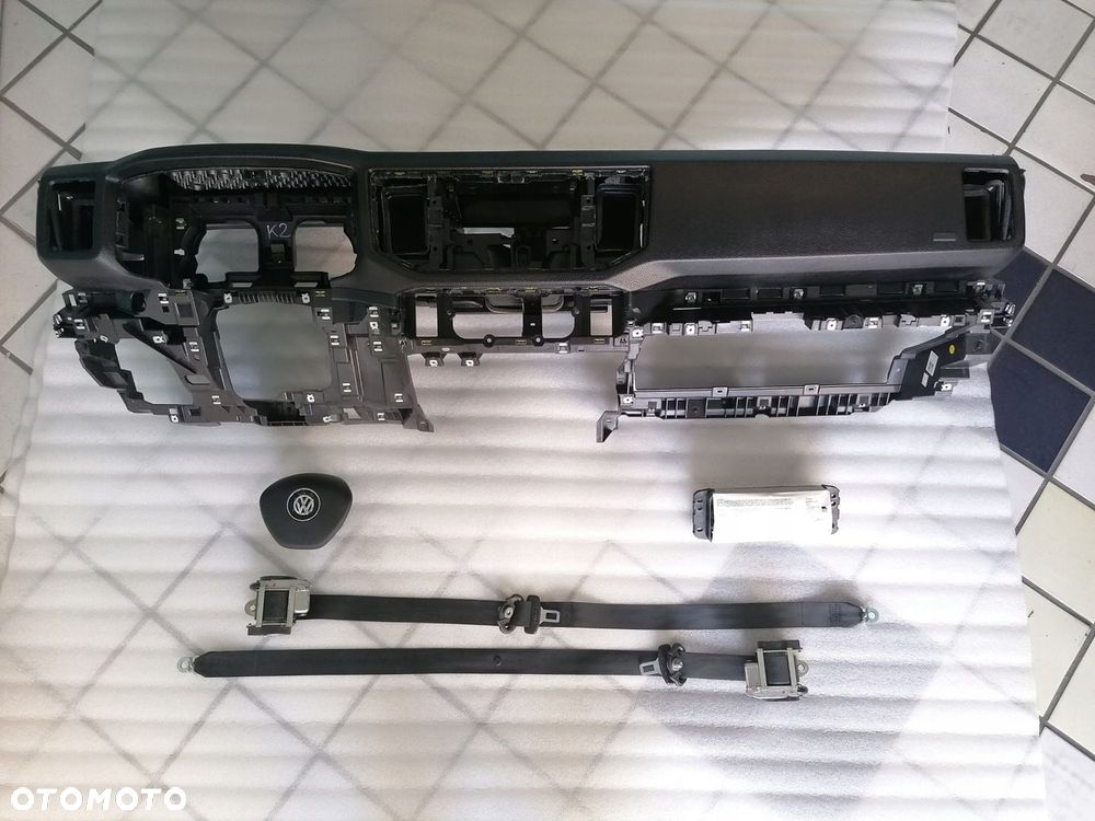 VW CRAFTER DESKA KONSOLA PODUSZKI AIRBAG