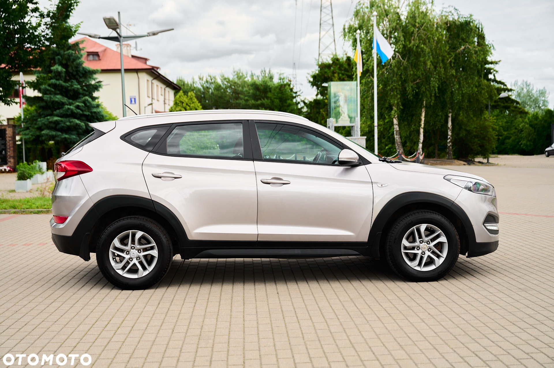 Hyundai Tucson 2.0 CRDi 4WD Automatik Trend - 12