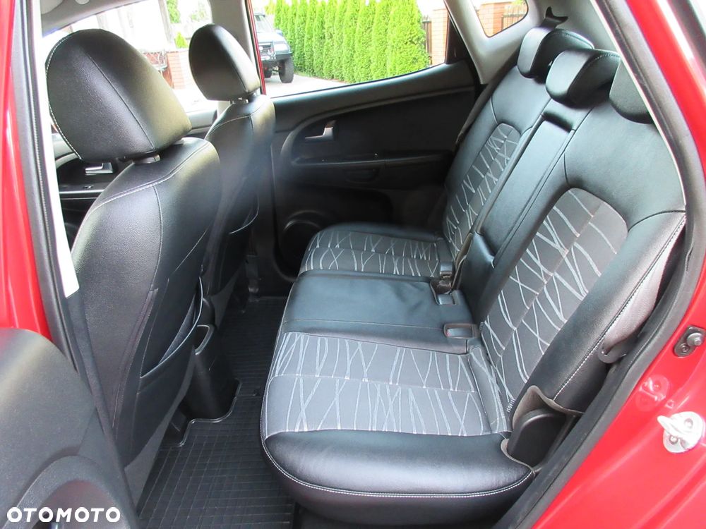 Kia Venga 1.6 CVVT Platinum Edition - 14