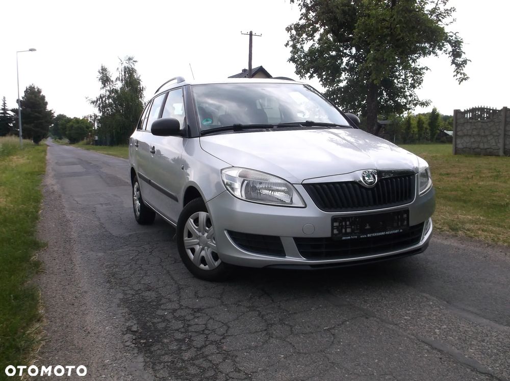 Skoda Fabia 1.2 TSI STYLE EDITION - 2