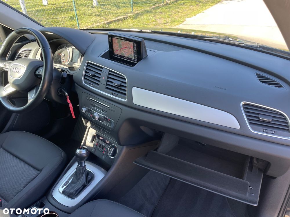 Audi Q3 2.0 TDI S tronic design - 27