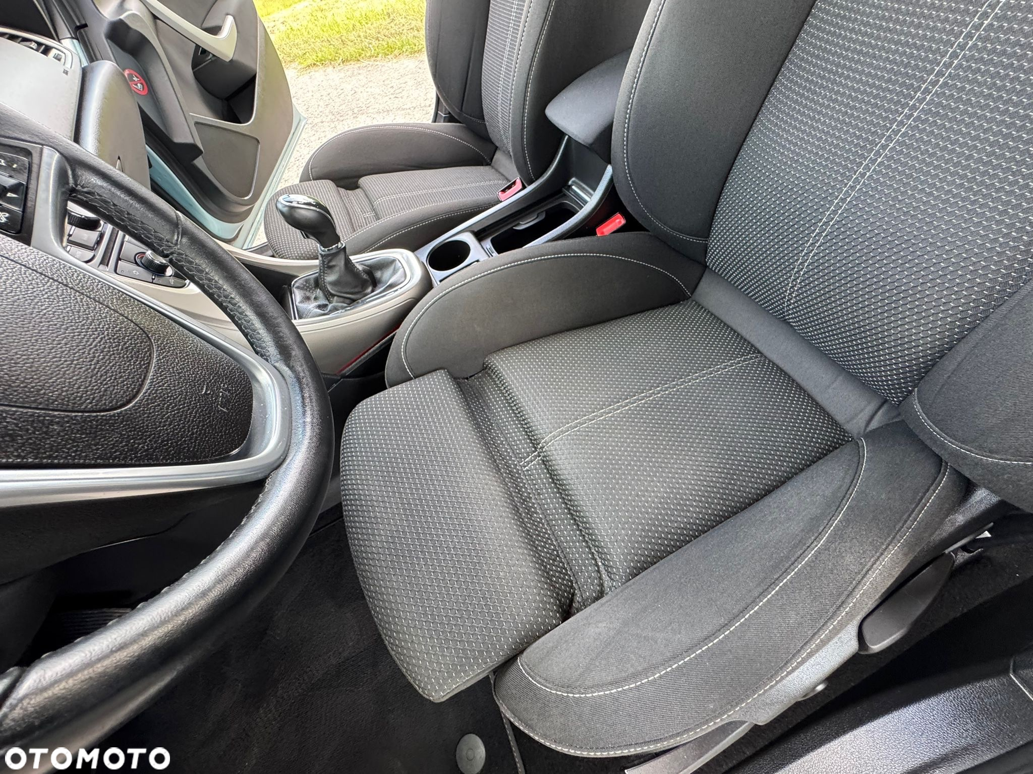 Opel Astra 1.6 Active - 29