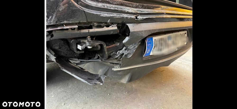 Mercedes-Benz EQC 400 4Matic AMG Line - 10