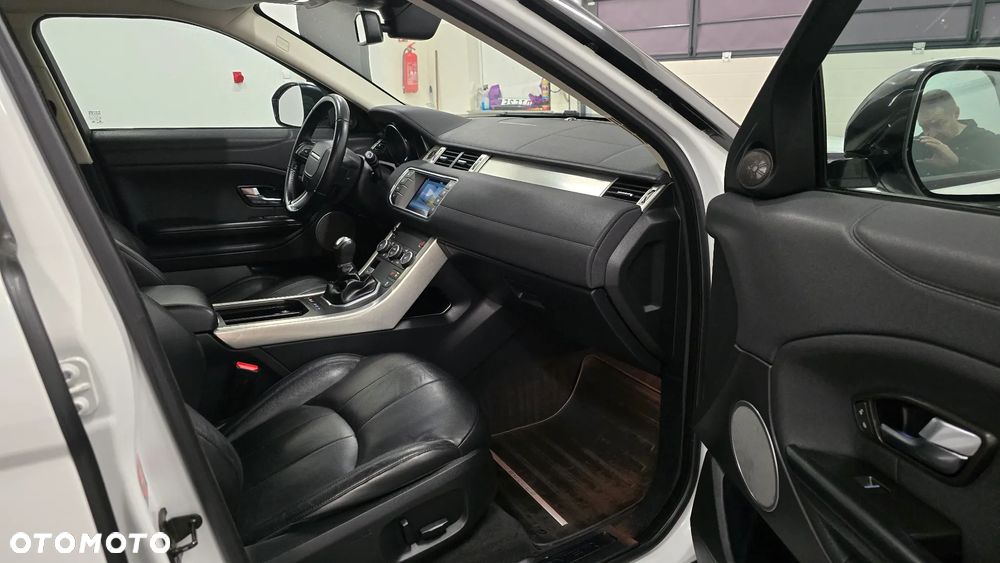 Land Rover Range Rover Evoque 2.0 D150 R-Dynamic - 8