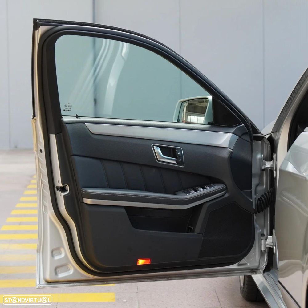 Mercedes-Benz E 300 Bluetec Hybrid Avantgarde - 28