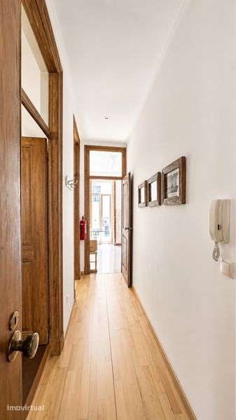 Vende-se apartamento T1 - Grande imagem: 2/8
