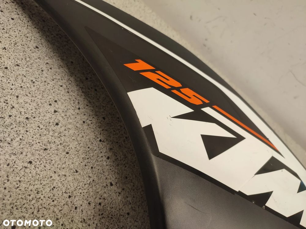 Owiewka, osłona, bok, boczek KTM RC 125 RC125 - 18