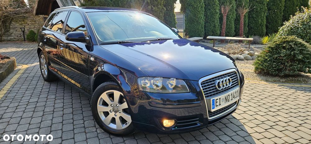 Audi A3 Sportback 1.4 TFSI S line Sportpaket (plus) - 2