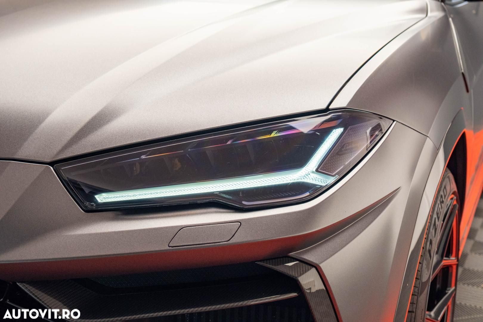 Lamborghini URUS - 30