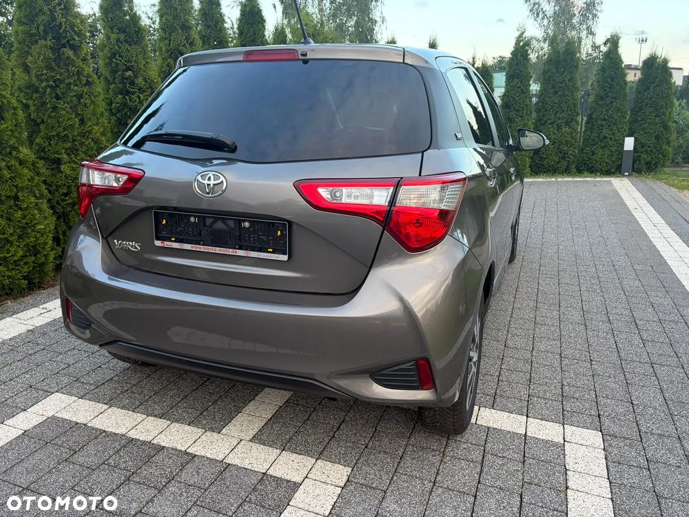 Toyota Yaris 1.5 Premium - 12