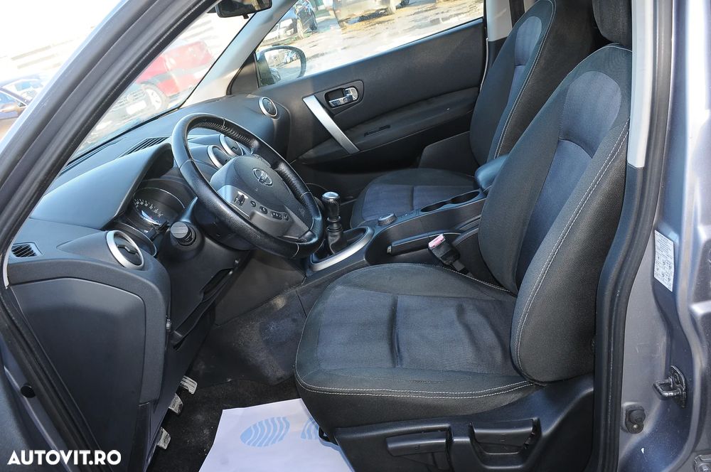 Nissan Qashqai 2.0 DCI 4 x 4 DPF tekna - 9