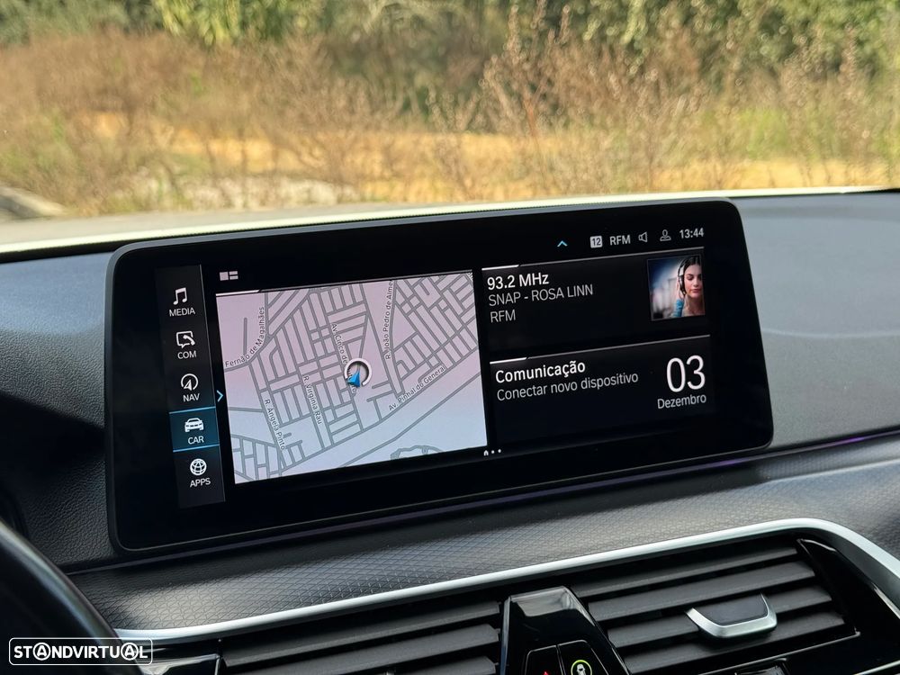 BMW 530 e Pack Desportivo M - 18