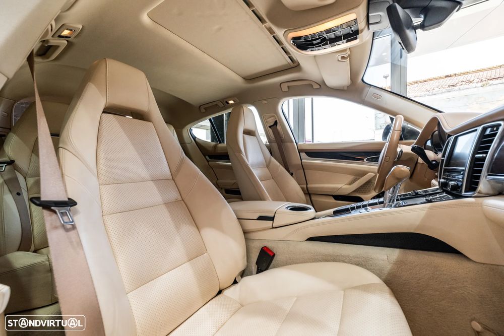 Porsche Panamera 3.0 V6 - 22