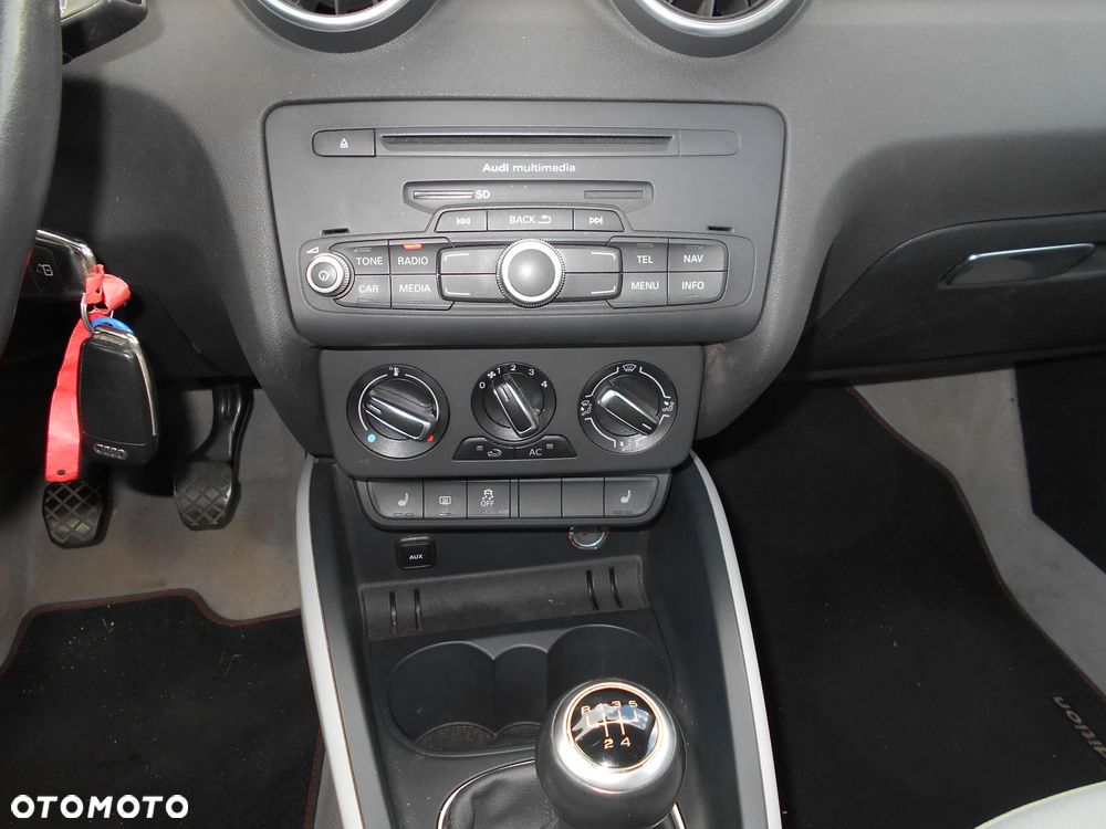 Audi A1 3-drzwiowe 1.6 TDI S line edition - 3