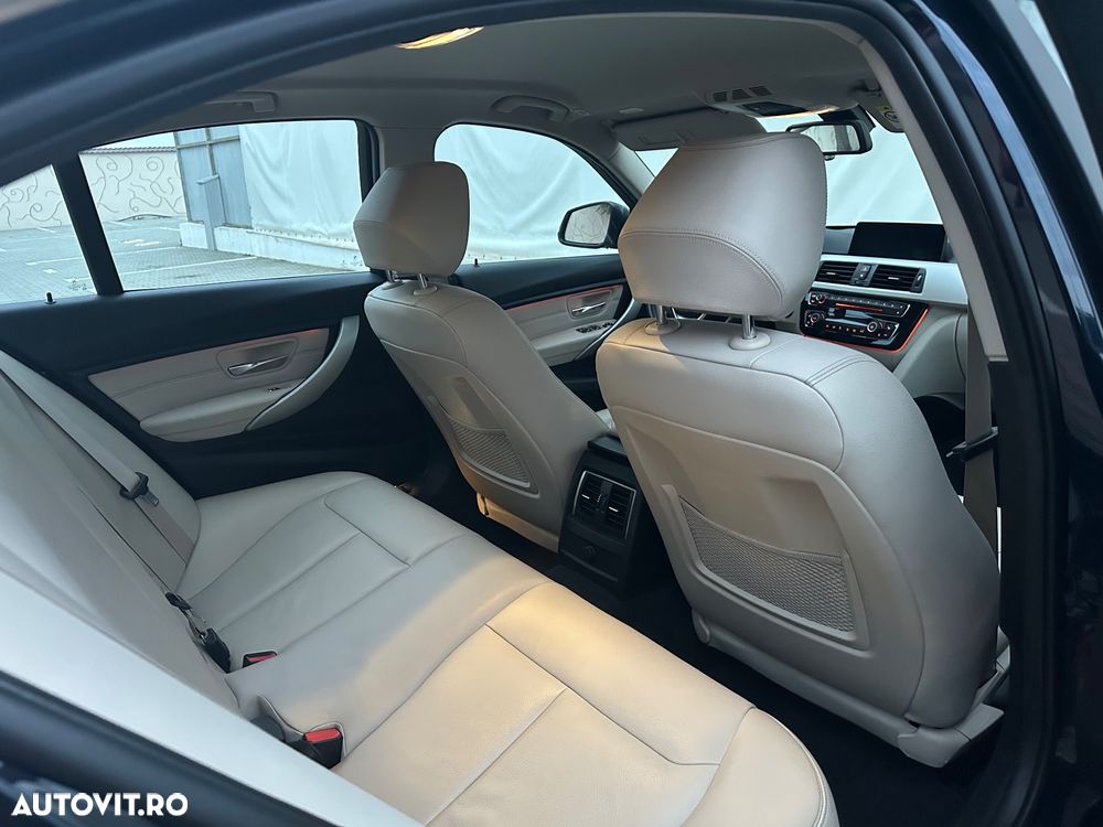 BMW Seria 3 330e iPerformance M Sport - 30