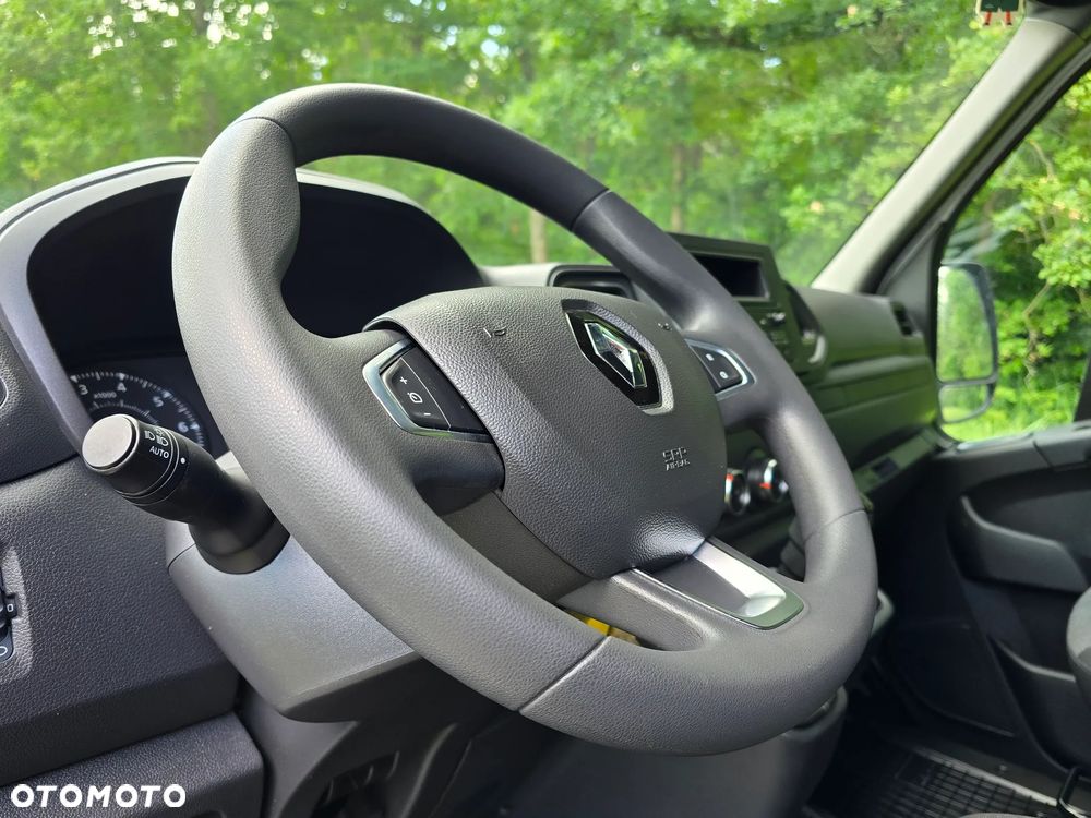 Renault Master 10 EP niski przebieg, ASO GWARANCJA ,2024r , Salon PL , bezwypadkowy , BURTO FIRANA ,poduszki pneumatyczne tylnej osi, DRZWI TYLNE - 3