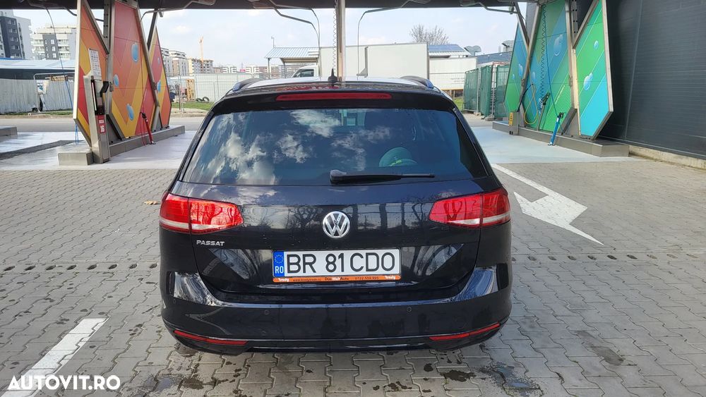 Volkswagen Passat 2.0 TDI SCR DSG Comfortline - 6