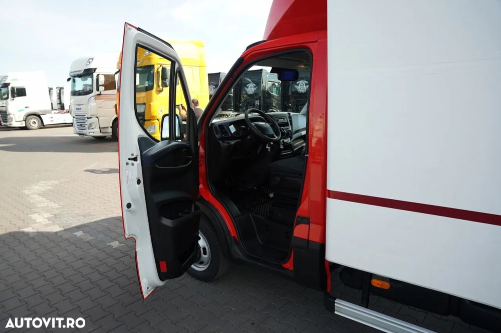 Iveco DAILY 35-140 / 4.3 M CONTAINER / HI-MATIC / TWIN - 20