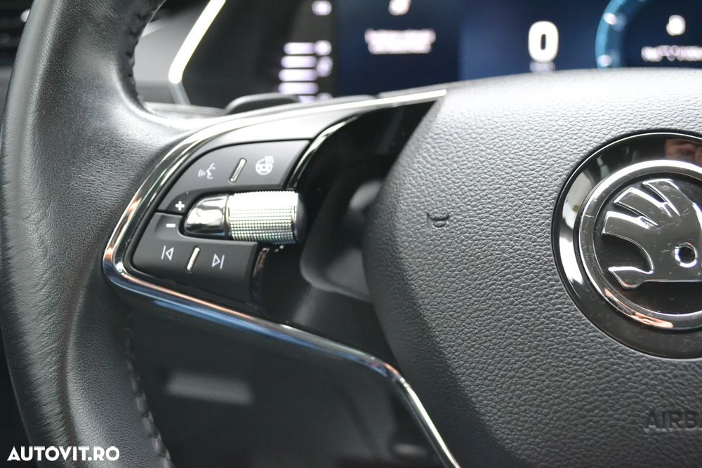Skoda Octavia 2.0 TDI DSG Ambition - 13