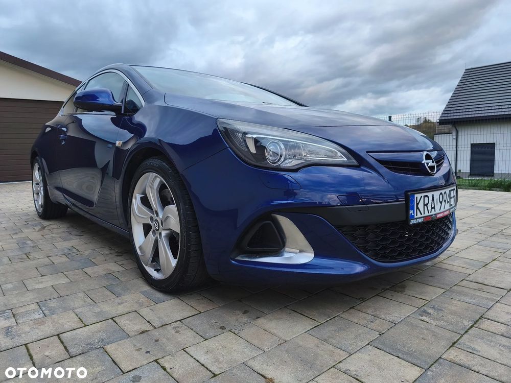 Opel Astra IV GTC OPC - 38