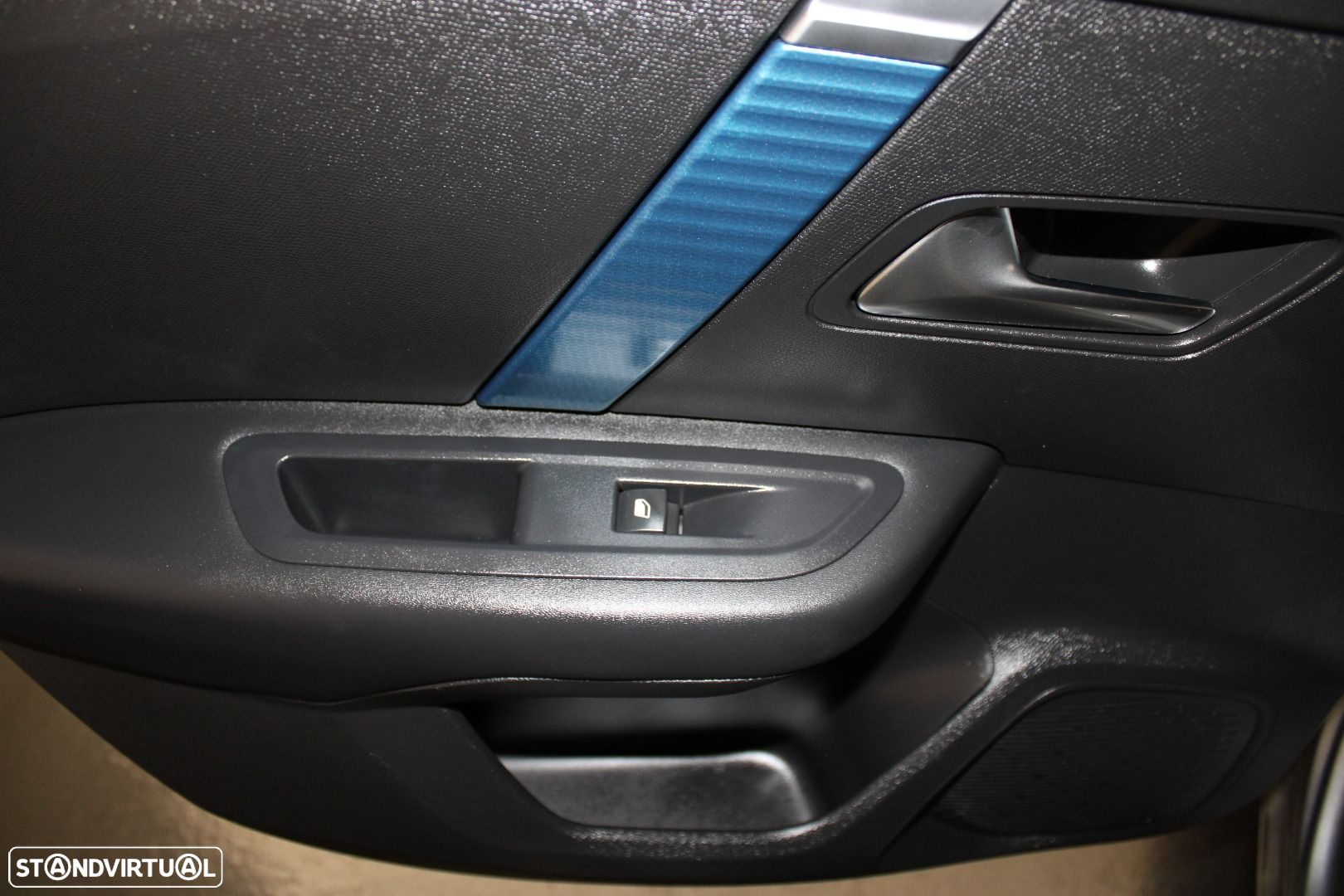 Citroën e-C4 50 kWh E-Series Collection - 26