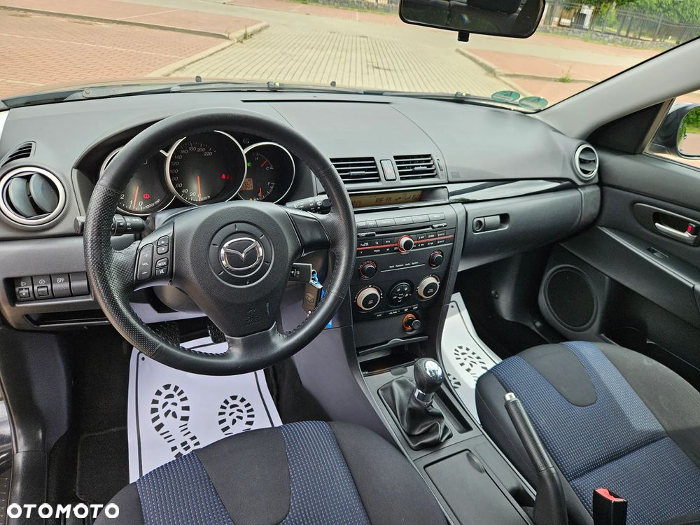 Mazda 3 2.0 Sport Active - 9