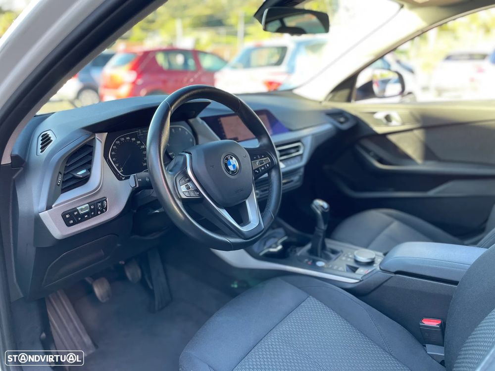 BMW 118 i Sport Line - 8