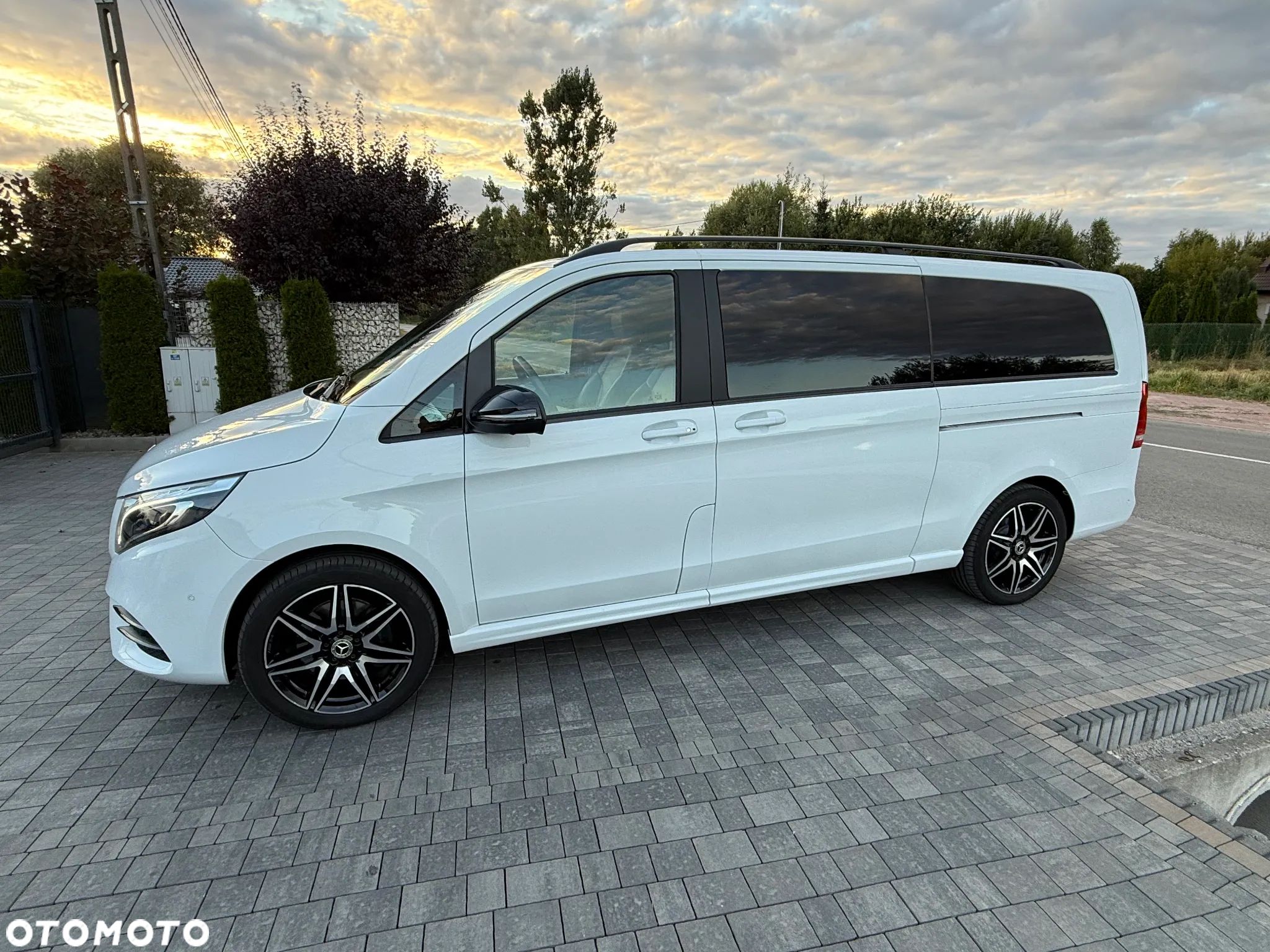 Mercedes-Benz Klasa V 300 d 4-Matic 9G-Tronic (ekstra d³) - 1