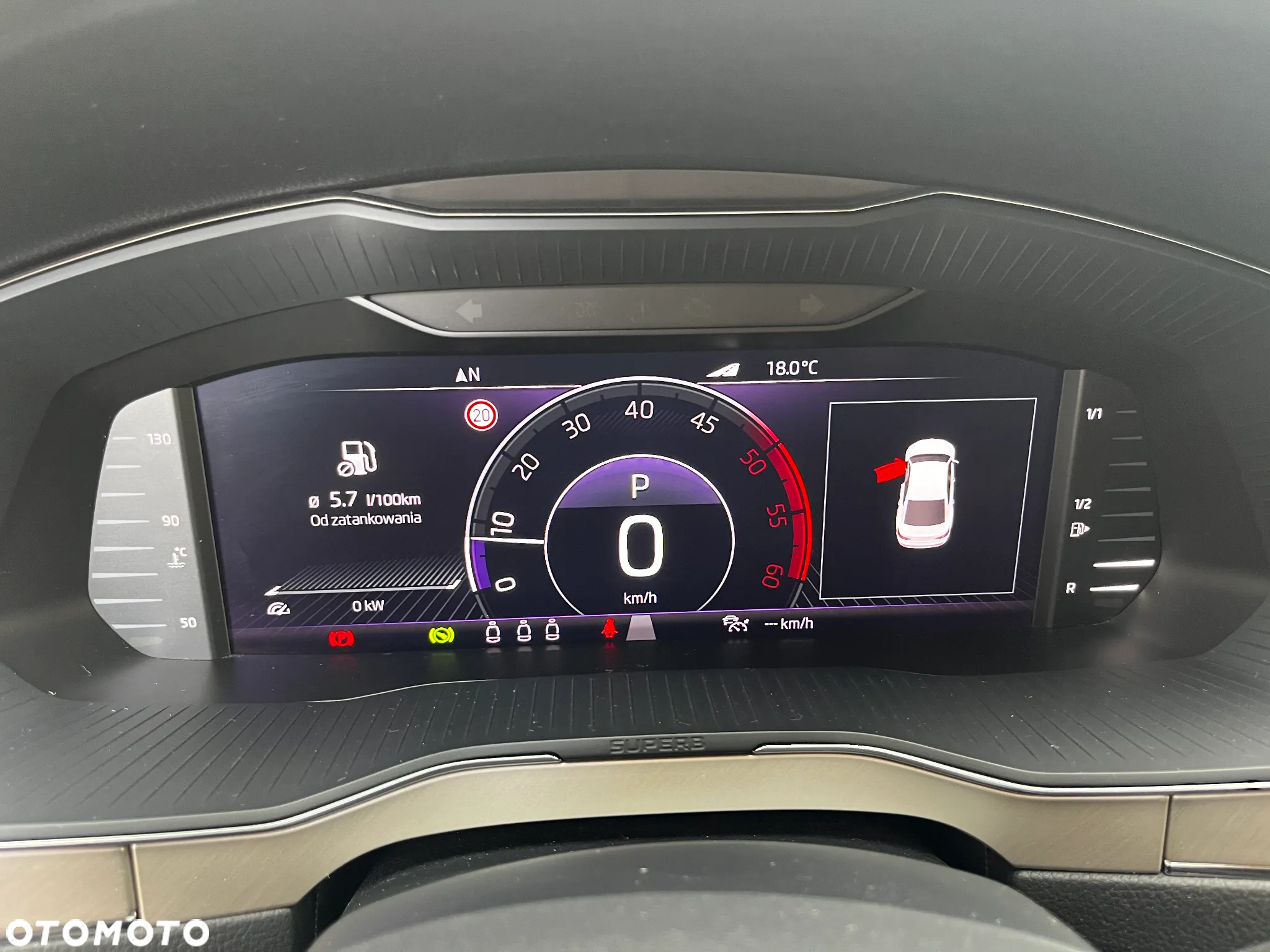 Skoda Superb 2.0 TDI 4x4 L&K DSG - 13