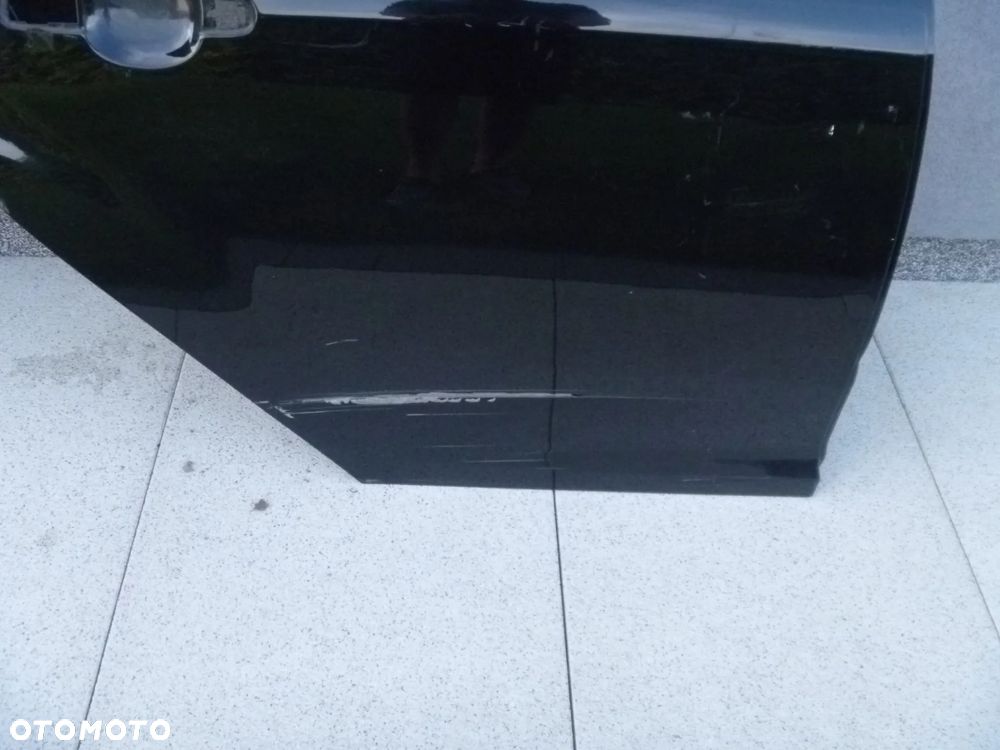 FORD FOCUS MK3 SEDAN HB DRZWI TYLNE PRAWE - 15