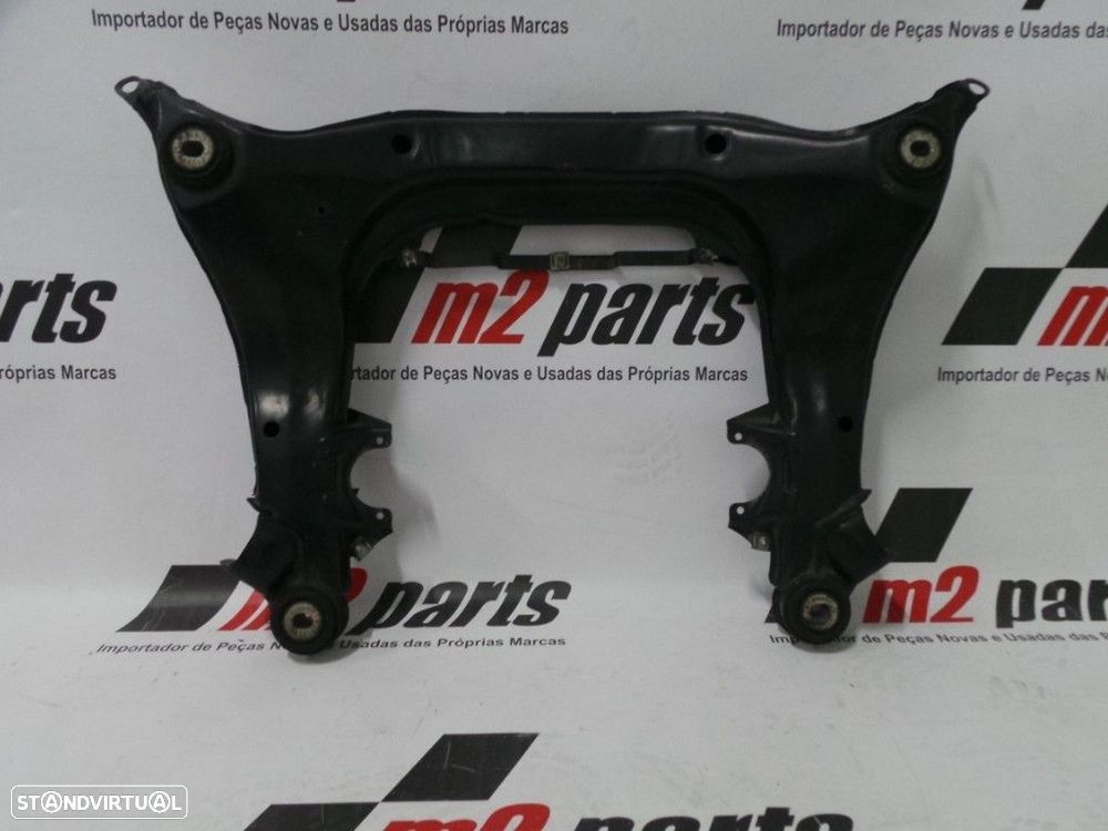 Charriot Frente Seminovo/ Original VW PASSAT Variant (3B5) 8D0399313AR - 1