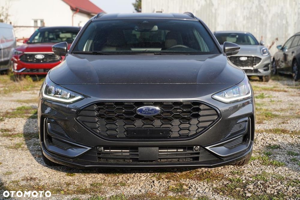 Ford Focus 1.0 EcoBoost mHEV ST-Line X - 2