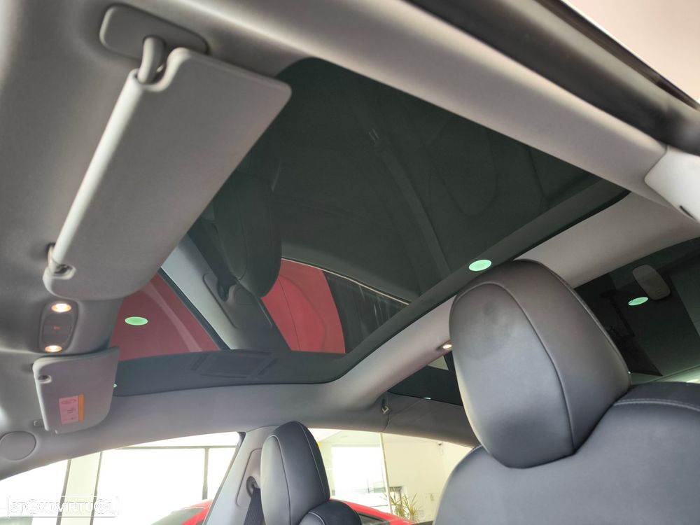 Tesla Model 3 Long-Range Dual Motor AWD - 19