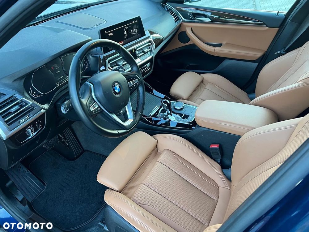 BMW X3 xDrive30i Advantage - 10