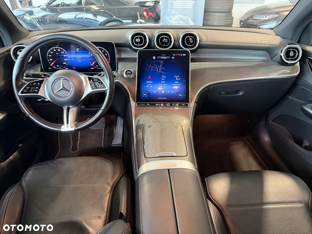 Mercedes-Benz GLC 200 mHEV 4-Matic AMG Line - 19