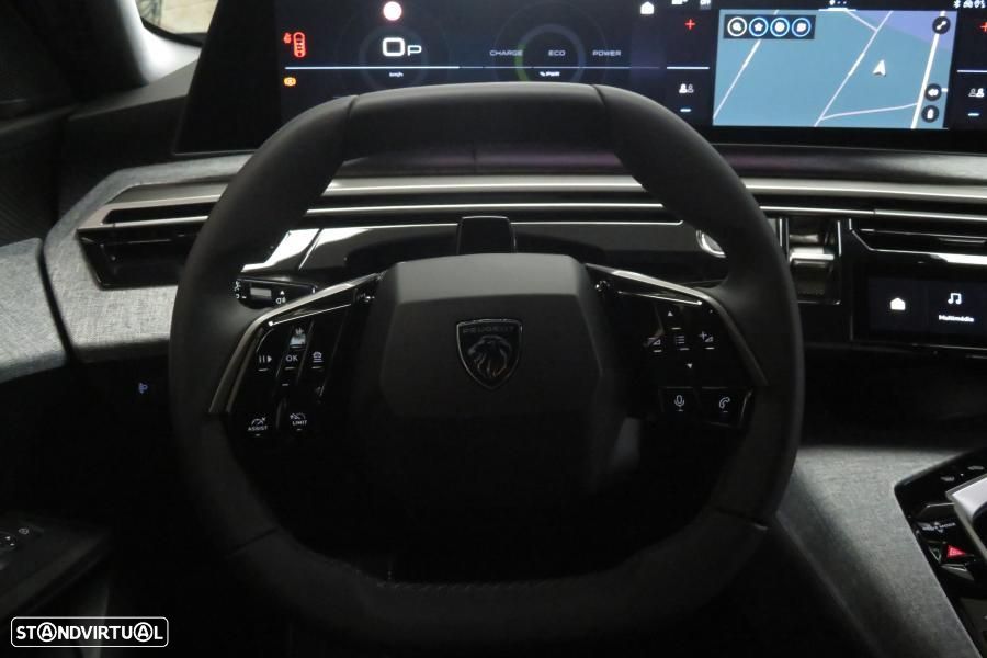 Peugeot 5008 1.2 Hybrid Allure e-DCS6 - 11