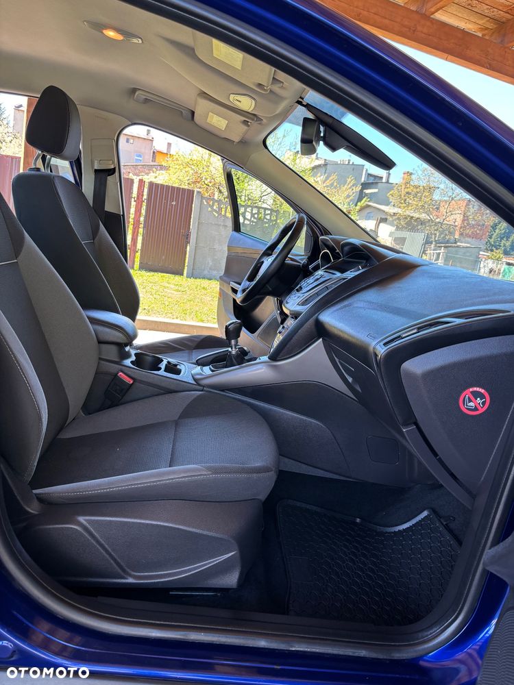 Ford Focus 1.0 EcoBoost Start-Stopp-System TREND - 16