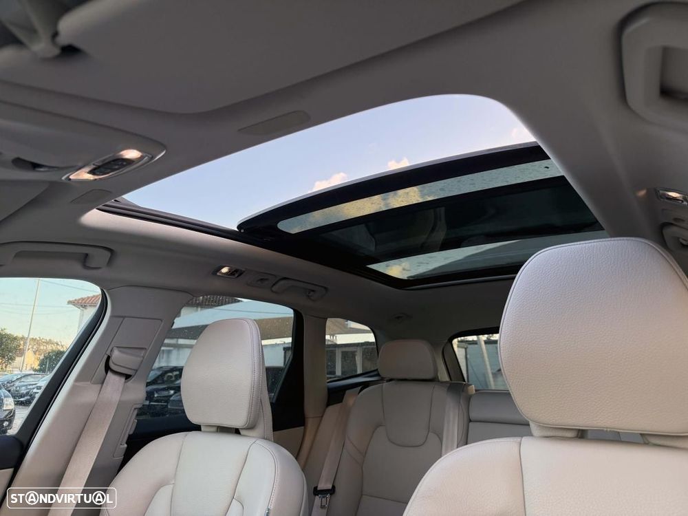 Volvo XC 60 2.0 D4 Momentum Plus Geartronic - 15