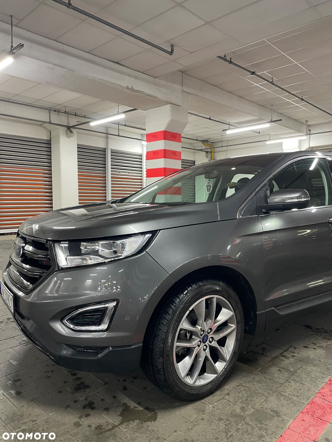 Ford Edge - 10
