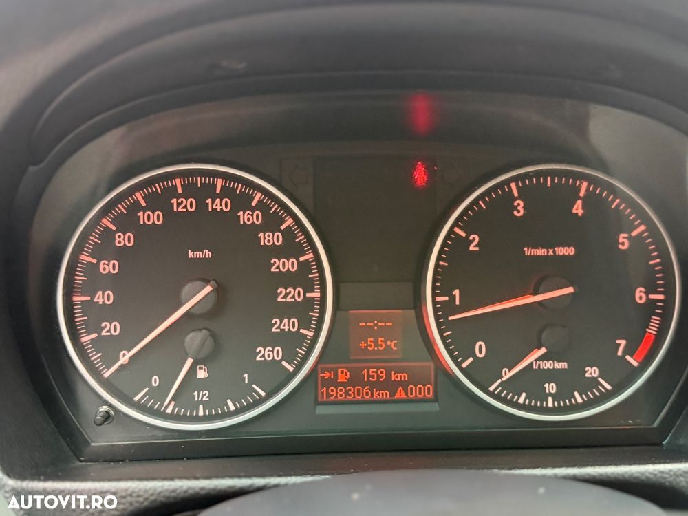 BMW Seria 3 318i Edition Lifestyle - 12