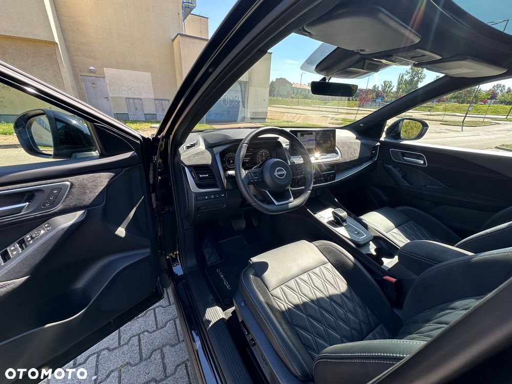Nissan Qashqai 1.3 DIG-T MHEV Xtronic Tekna+ - 24