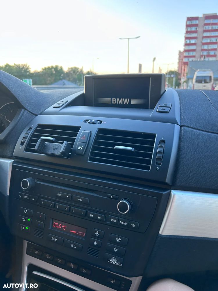 BMW X3 xDrive18d - 15