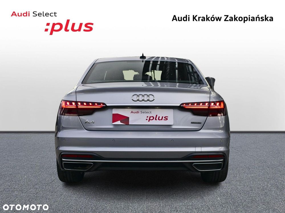 Audi A4 Limousine - 4