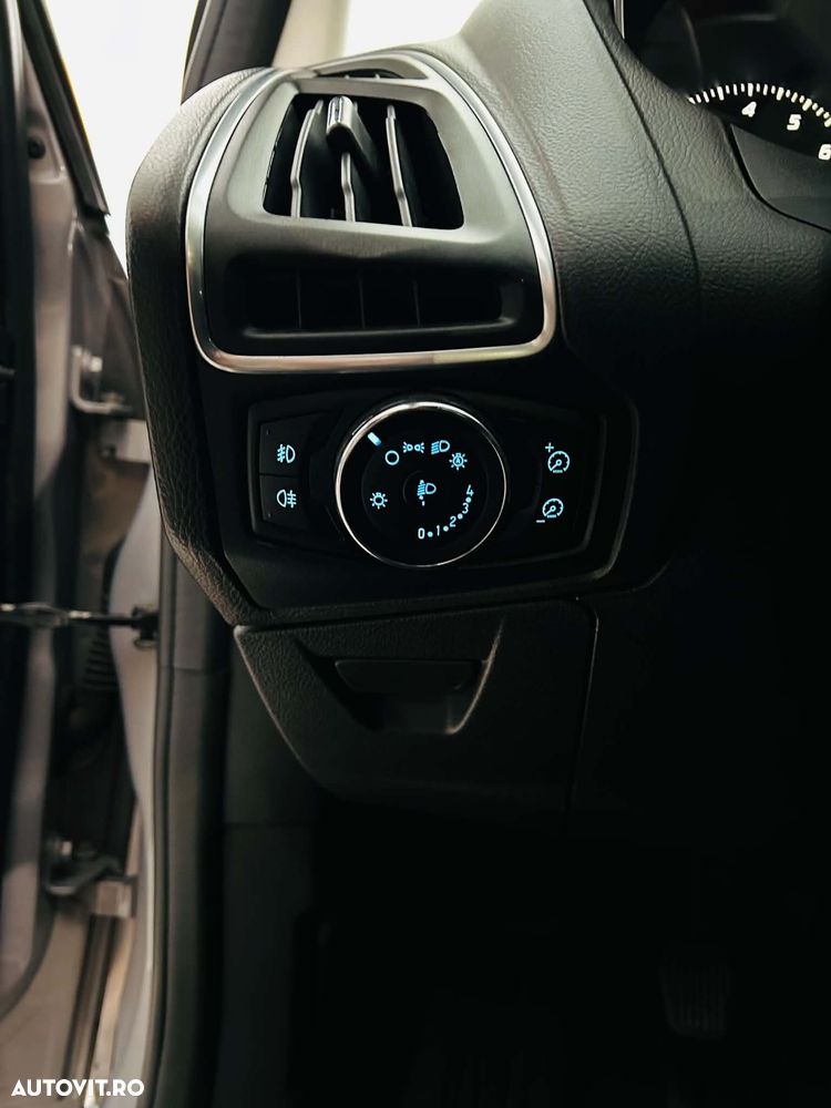 Ford Focus - 16